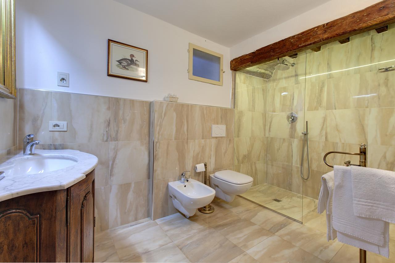 Palazzo Bucciolini Apartment Florence Room photo